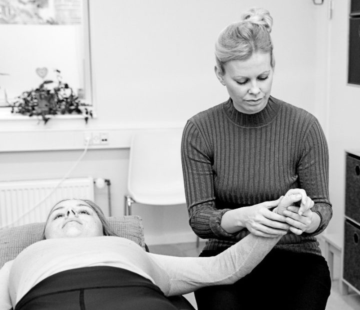 I CorrectMe behandler vi smerter i haandleddet