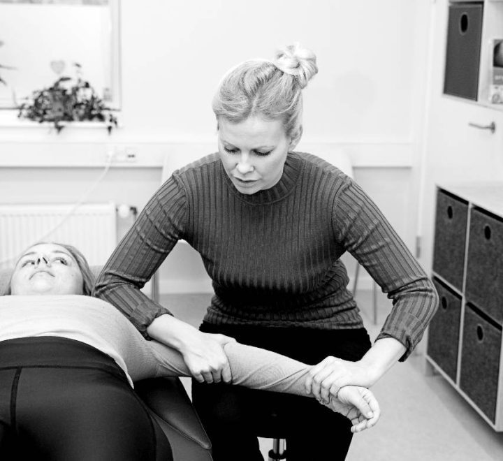 Smerter i albuen behandles i CorrectMe